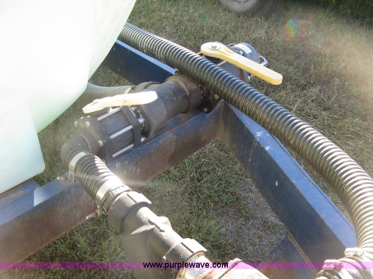 image for item H9396 Schaben 1,000 gallon nurse tank trailer