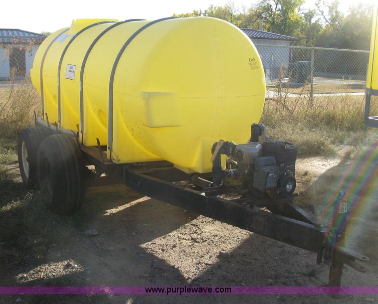 image for item H9397 1,025 gallon nurse tank trailer