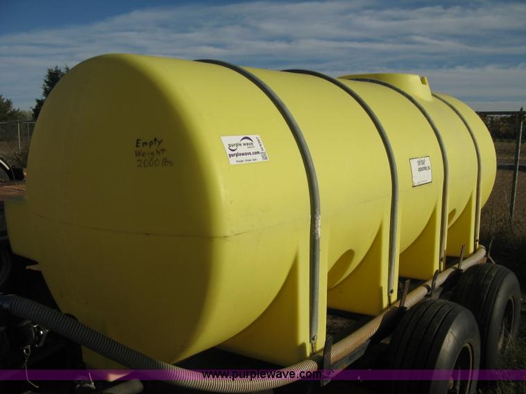 image for item H9397 1,025 gallon nurse tank trailer