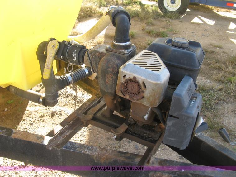 image for item H9397 1,025 gallon nurse tank trailer