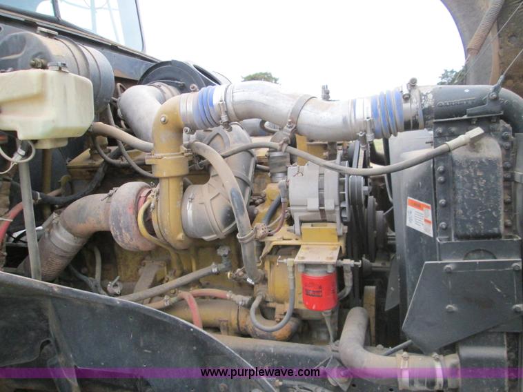 image for item H9402 1991 International 9400 Eagle liquid fertilizer tender truck