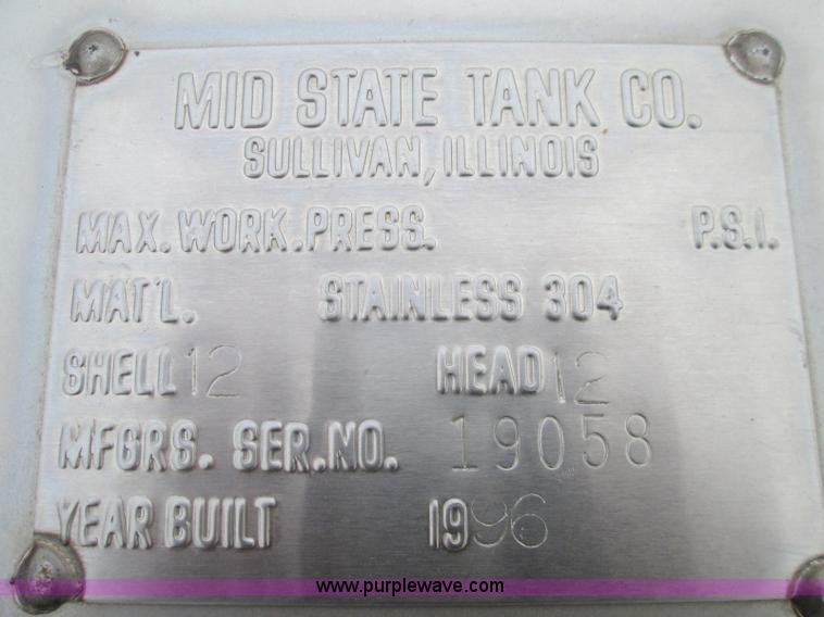 image for item H9402 1991 International 9400 Eagle liquid fertilizer tender truck