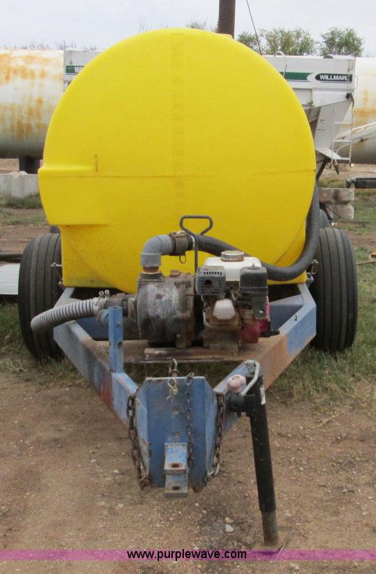 image for item H9403 1,025 gallon nurse trailer