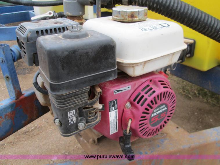 image for item H9403 1,025 gallon nurse trailer