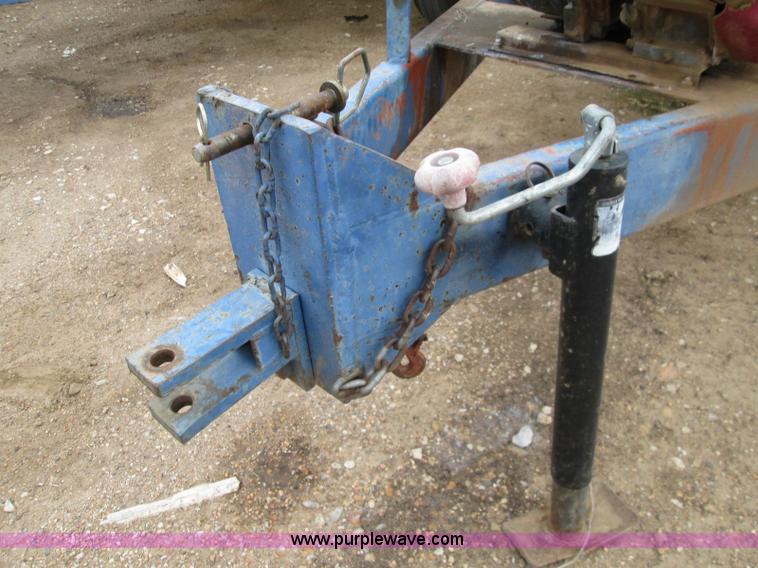 image for item H9403 1,025 gallon nurse trailer