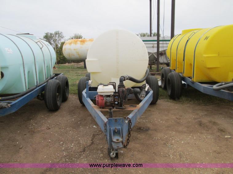 image for item H9404 1,025 gallon nurse trailer