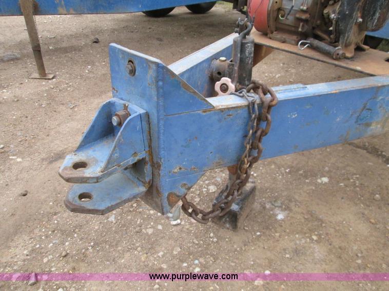 image for item H9404 1,025 gallon nurse trailer