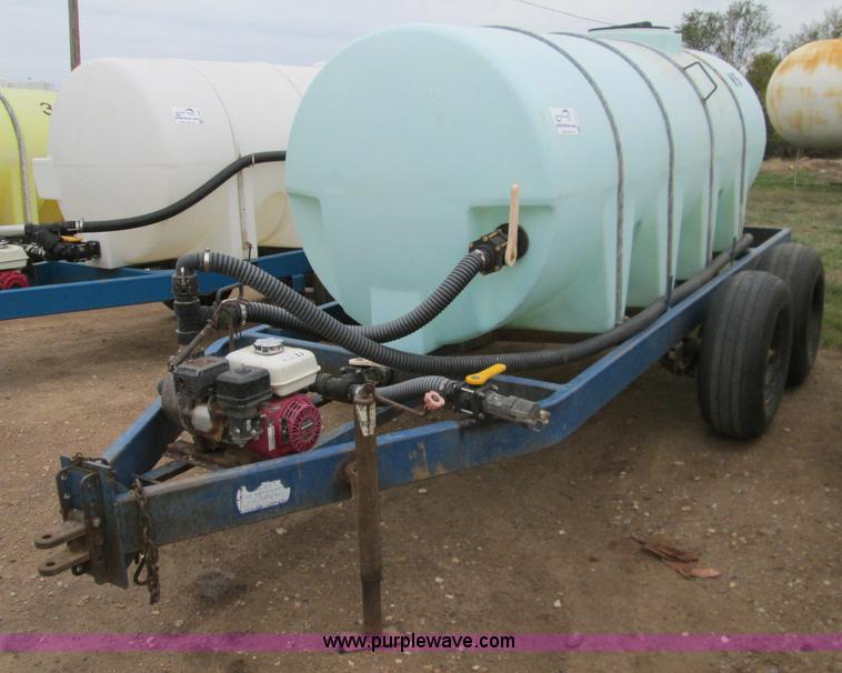 image for item H9405 1,025 gallon nurse trailer