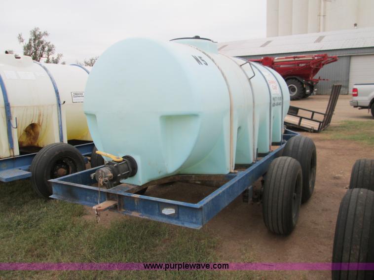 image for item H9405 1,025 gallon nurse trailer