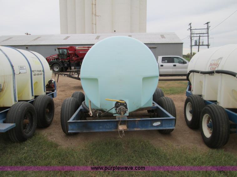 image for item H9405 1,025 gallon nurse trailer