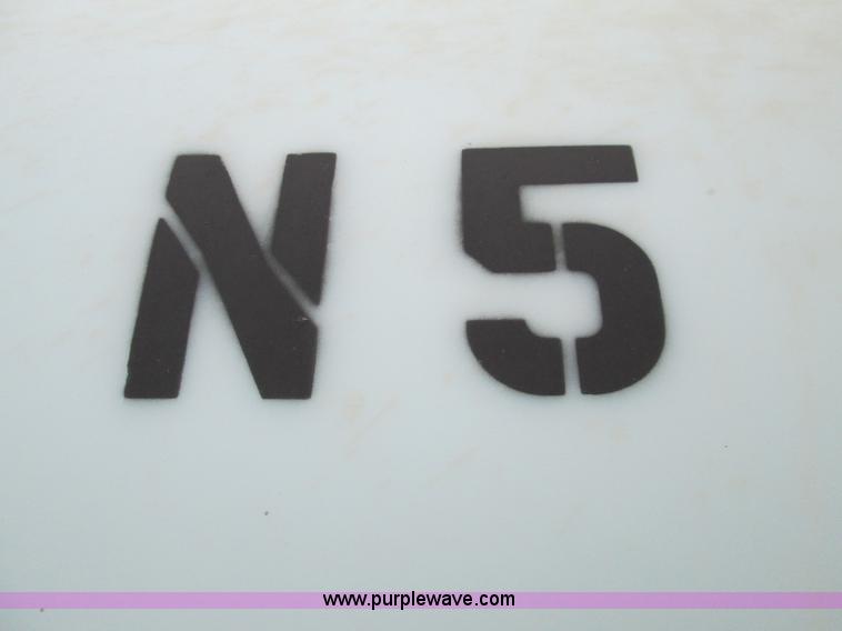 image for item H9405 1,025 gallon nurse trailer