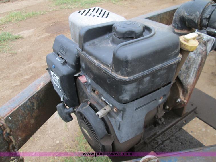 image for item H9407 1,025 gallon nurse trailer