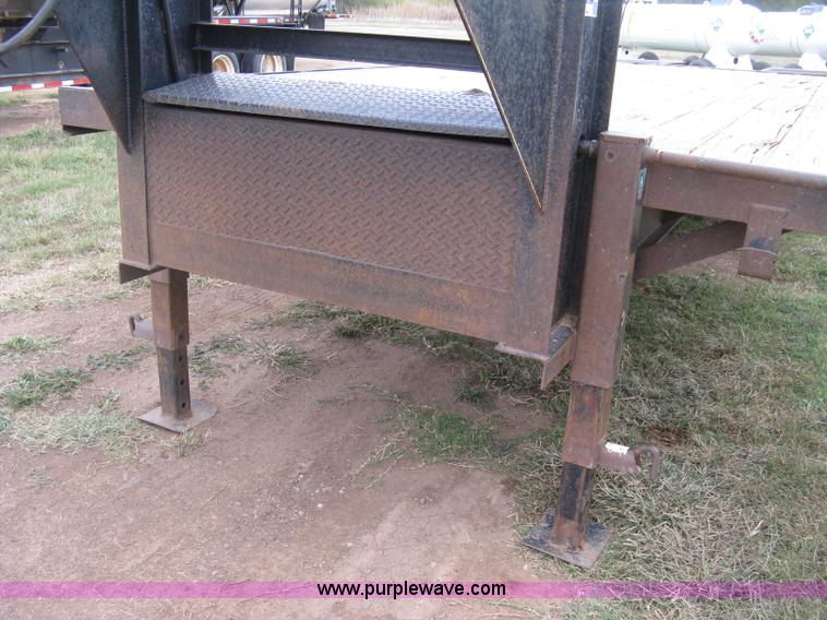 image for item H9408 1999 L&L gooseneck trailer