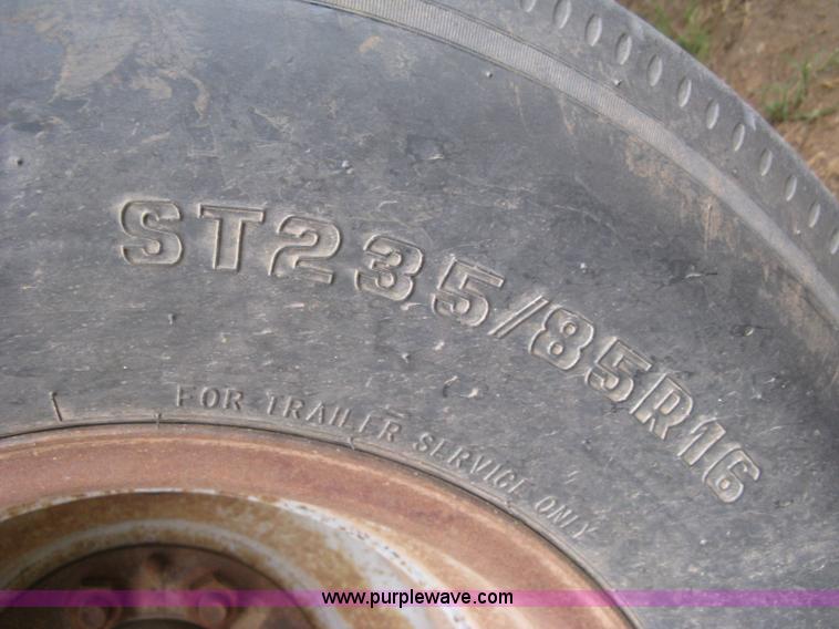 image for item H9408 1999 L&L gooseneck trailer