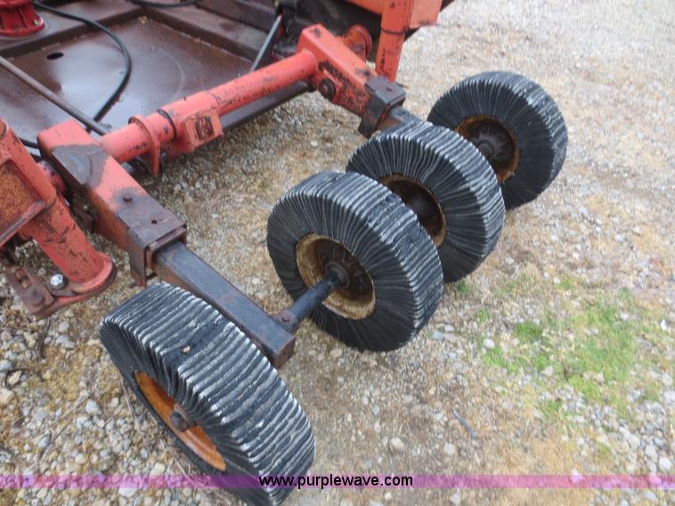 image for item I2157 1997 Bush Hog 2615R batwing rotary mower