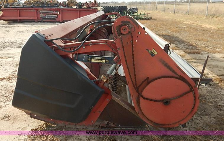 image for item I5225 1989 Case IH 1010 head