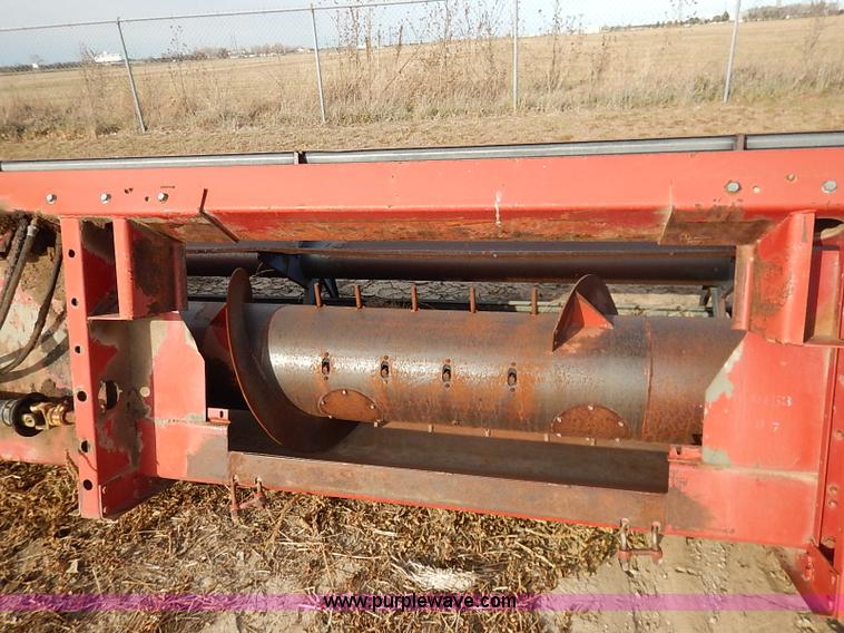 image for item I5225 1989 Case IH 1010 head