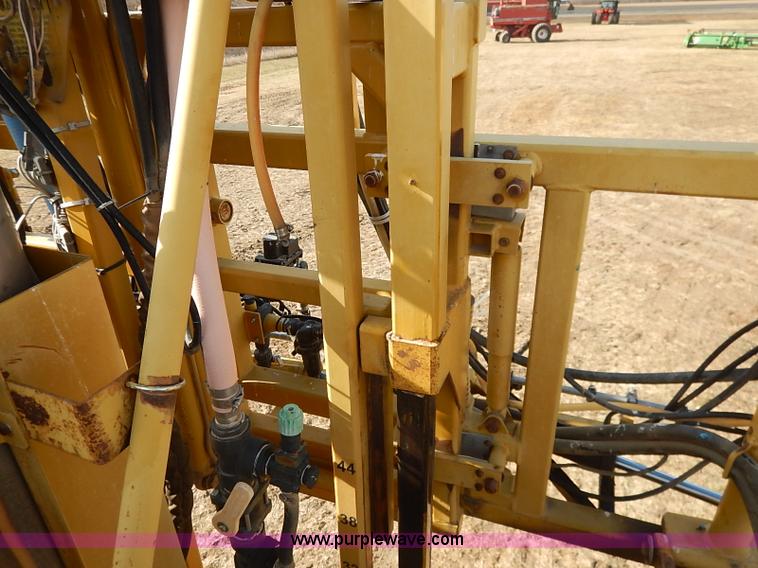 image for item I5228 1999 Ag-Chem RoGator 854 self-propelled sprayer