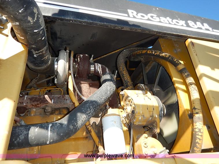 image for item I5229 1995 Ag-Chem RoGator 844 self-propelled sprayer