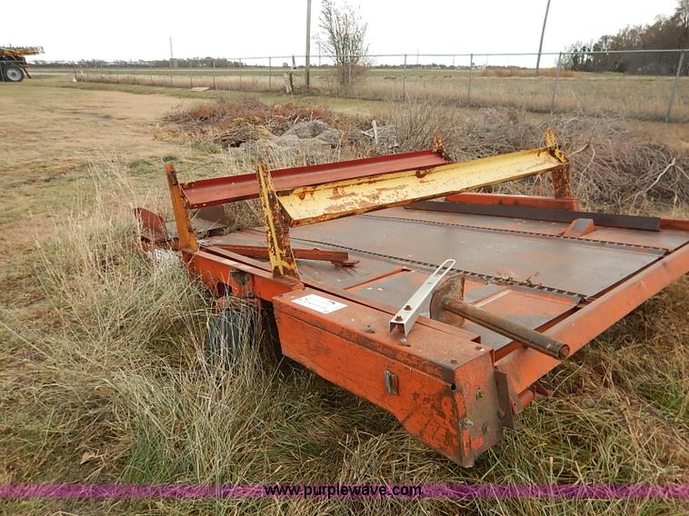 image for item I5236 Farm Hand F1000 bale accumulator