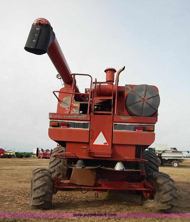 image for item I5237 1988 Case IH 1680 Axial-Flow combine
