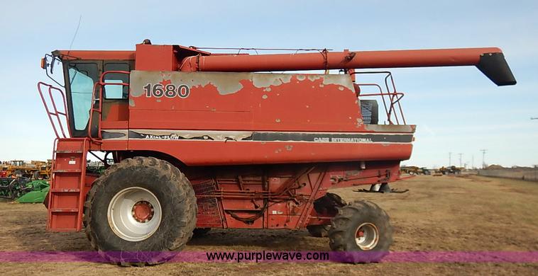 image for item I5237 1988 Case IH 1680 Axial-Flow combine