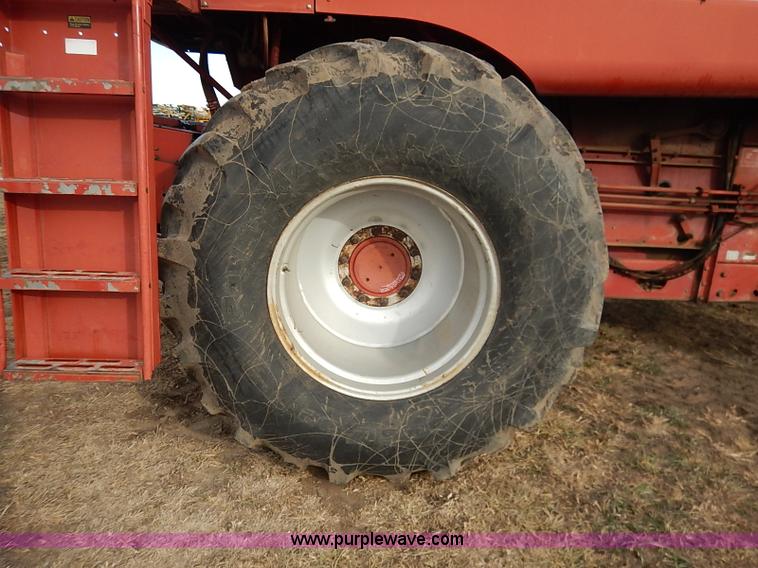 image for item I5237 1988 Case IH 1680 Axial-Flow combine