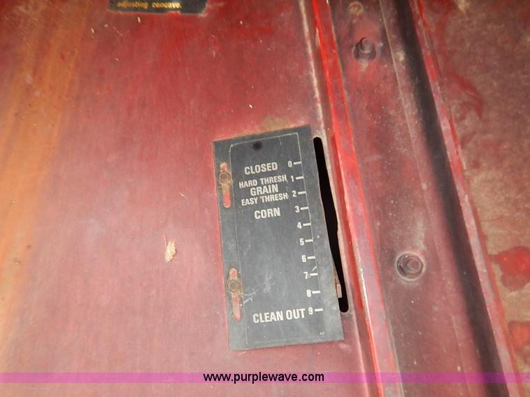 image for item I5237 1988 Case IH 1680 Axial-Flow combine