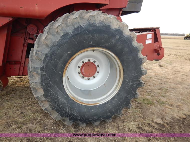image for item I5237 1988 Case IH 1680 Axial-Flow combine