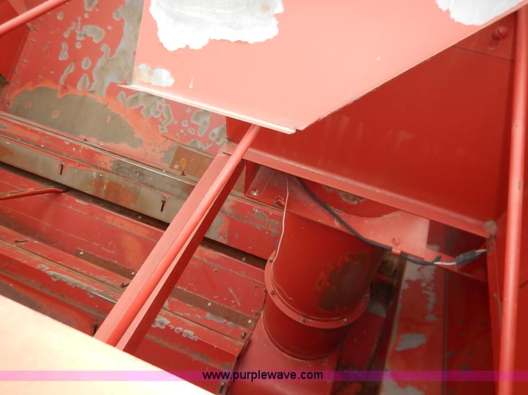 image for item I5237 1988 Case IH 1680 Axial-Flow combine