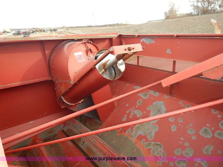 image for item I5237 1988 Case IH 1680 Axial-Flow combine