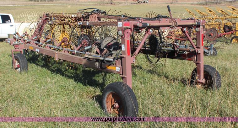 image for item I5937 M&W DF12 wheel rake