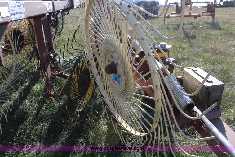 image for item I5937 M&W DF12 wheel rake