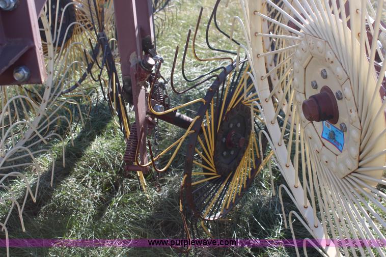 image for item I5937 M&W DF12 wheel rake