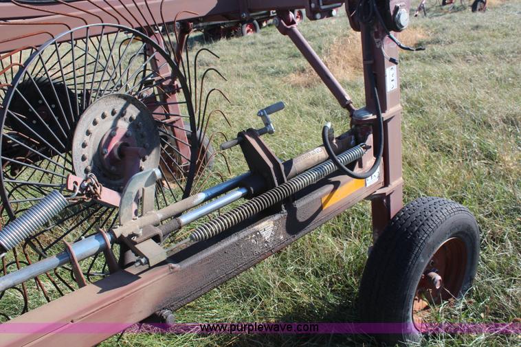 image for item I5937 M&W DF12 wheel rake