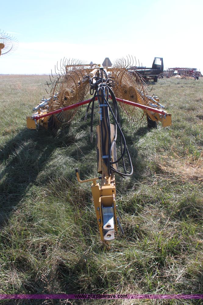 image for item I5938 2009 Vermeer WRX wheel rake