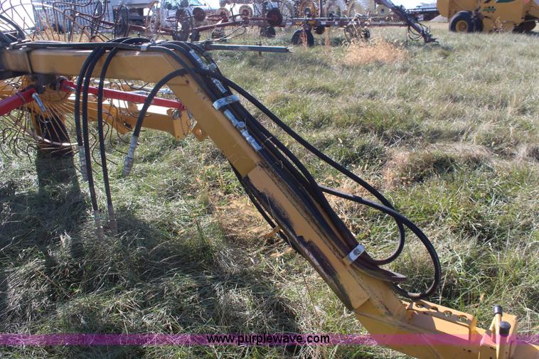 image for item I5938 2009 Vermeer WRX wheel rake