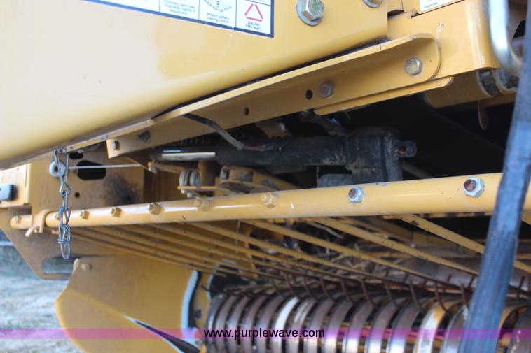 image for item I5943 2008 Vermeer 605M round baler