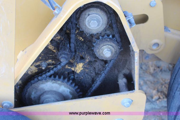 image for item I5943 2008 Vermeer 605M round baler