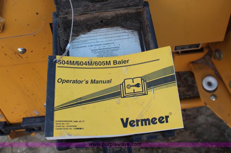 image for item I5943 2008 Vermeer 605M round baler