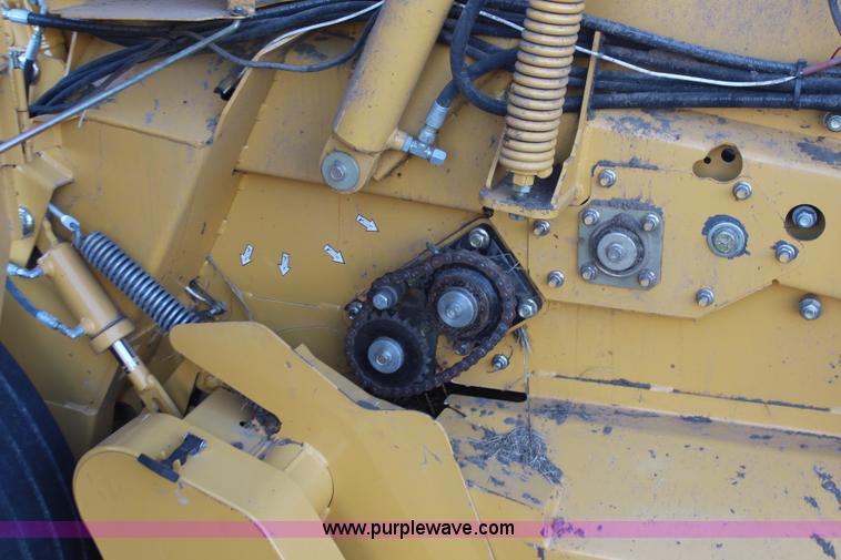 image for item I5944 2010 Vermeer 605 Super M round baler