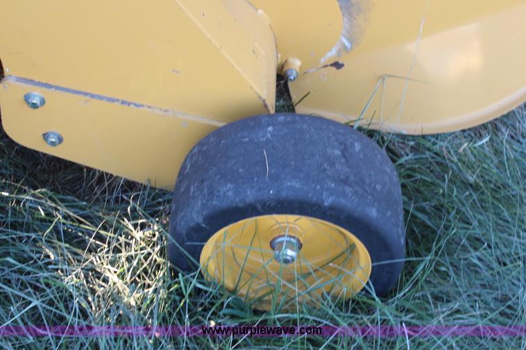 image for item I5944 2010 Vermeer 605 Super M round baler