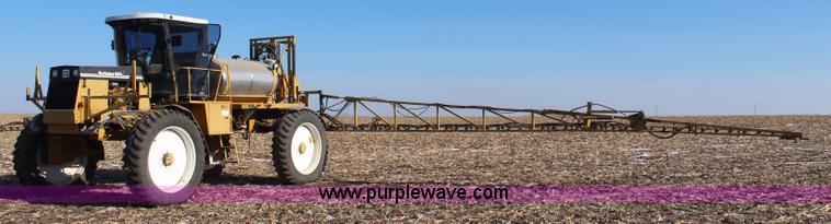 image for item I5945 1997 Ag-Chem RoGator 854 self-propelled sprayer