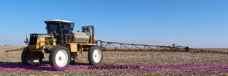 image for item I5945 1997 Ag-Chem RoGator 854 self-propelled sprayer