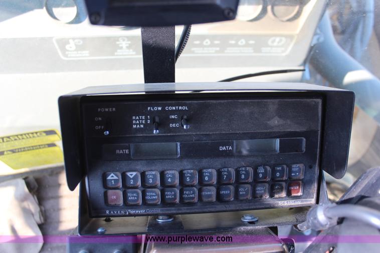 image for item I5945 1997 Ag-Chem RoGator 854 self-propelled sprayer