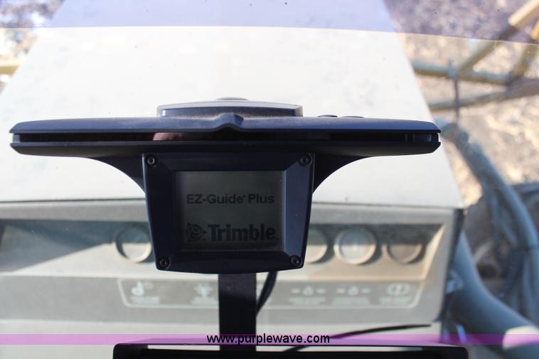 image for item I5945 1997 Ag-Chem RoGator 854 self-propelled sprayer