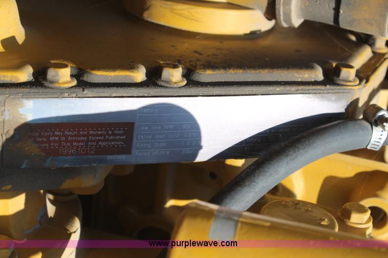 image for item I5945 1997 Ag-Chem RoGator 854 self-propelled sprayer