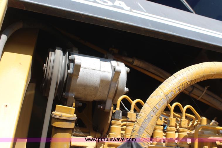 image for item I5945 1997 Ag-Chem RoGator 854 self-propelled sprayer