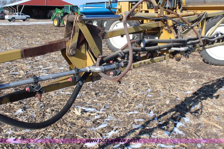 image for item I5945 1997 Ag-Chem RoGator 854 self-propelled sprayer