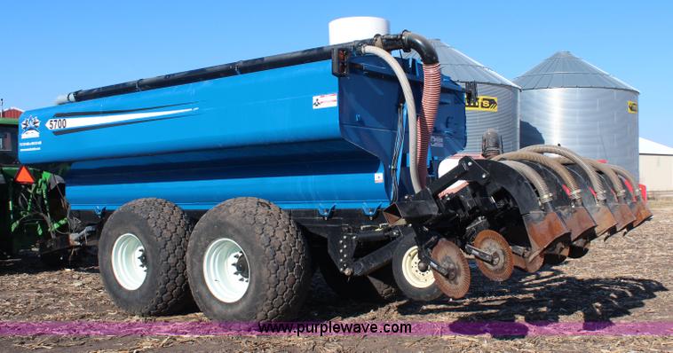 image for item I5948 2005 SAC 5700 liquid manure applicator